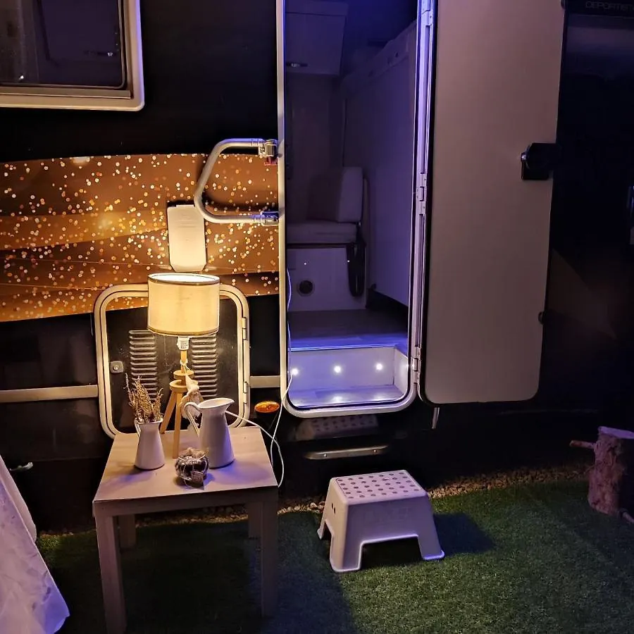 Autocaravana En El Centro De Bienestar Tfm Cádiz