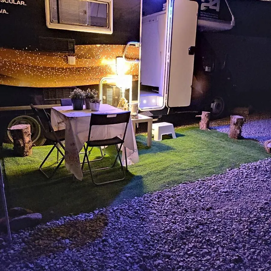 Autocaravana En El Centro De Bienestar Tfm Cadiz Spain